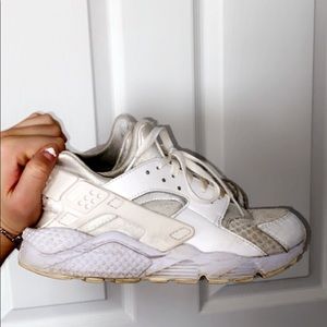 White nike huarache sneakers